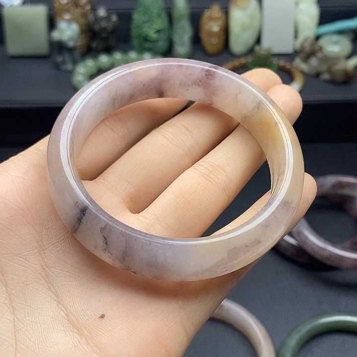 石英质玉手镯未镶嵌?****