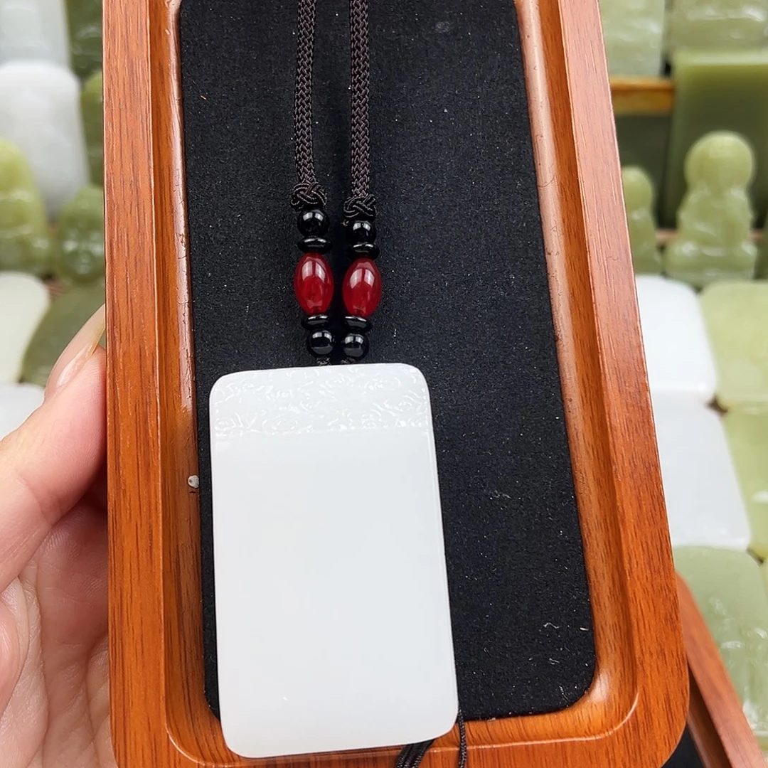 石英质玉未镶嵌吊坠(不含链)石英质玉(h阿拉善玉