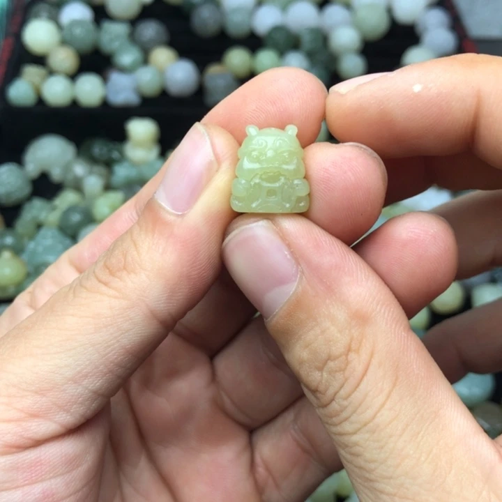 【闪购商品】和田玉未镶嵌颈饰