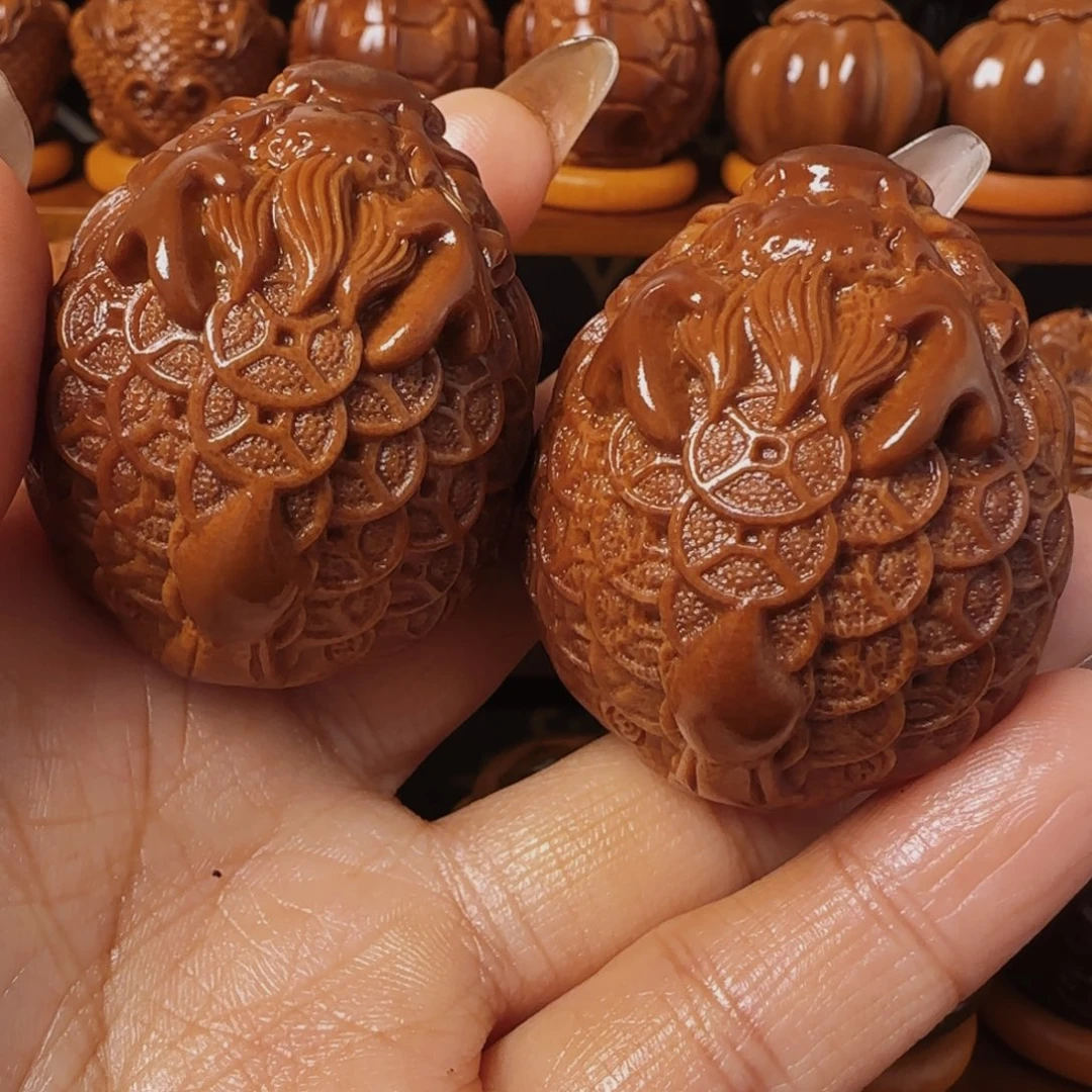 橄榄核把件老****球金钱龟手把件42