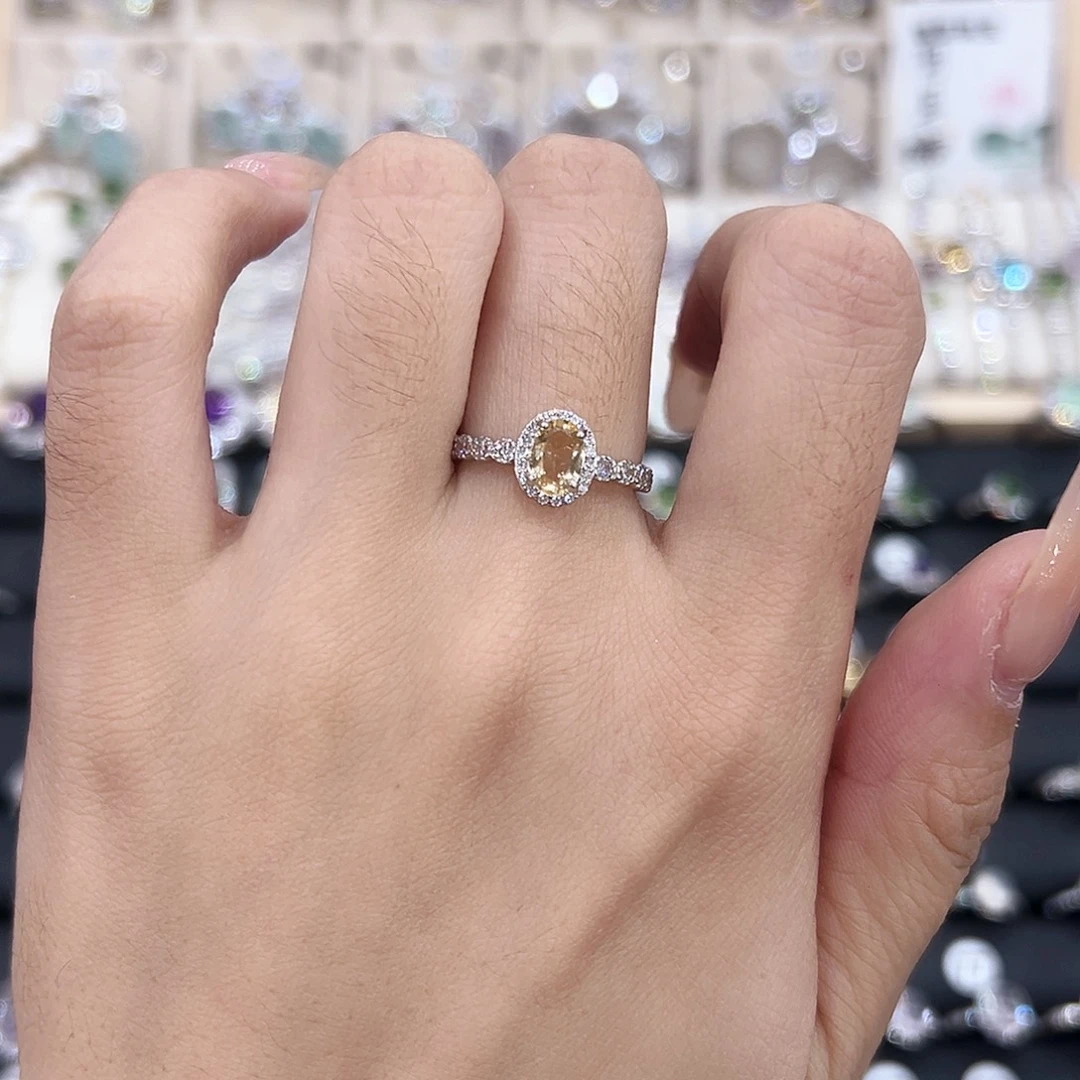 满***筐戒指银S925镶嵌黄晶