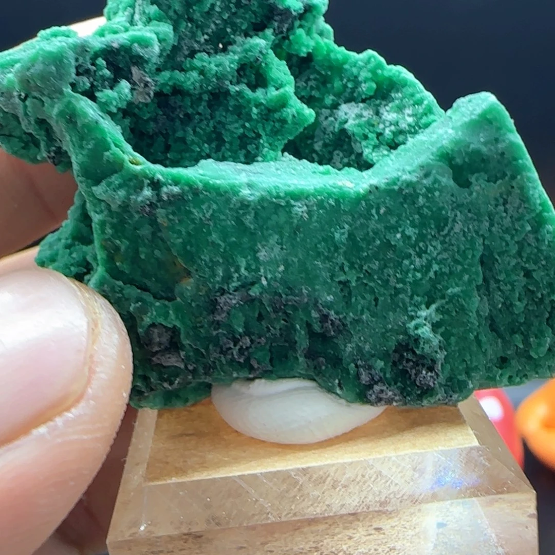 有机玻璃天然矿石桌面摆件