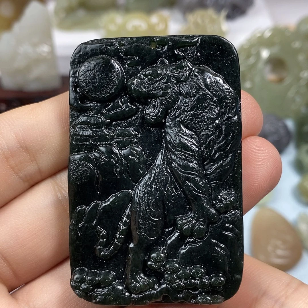 和田玉未镶嵌挂件