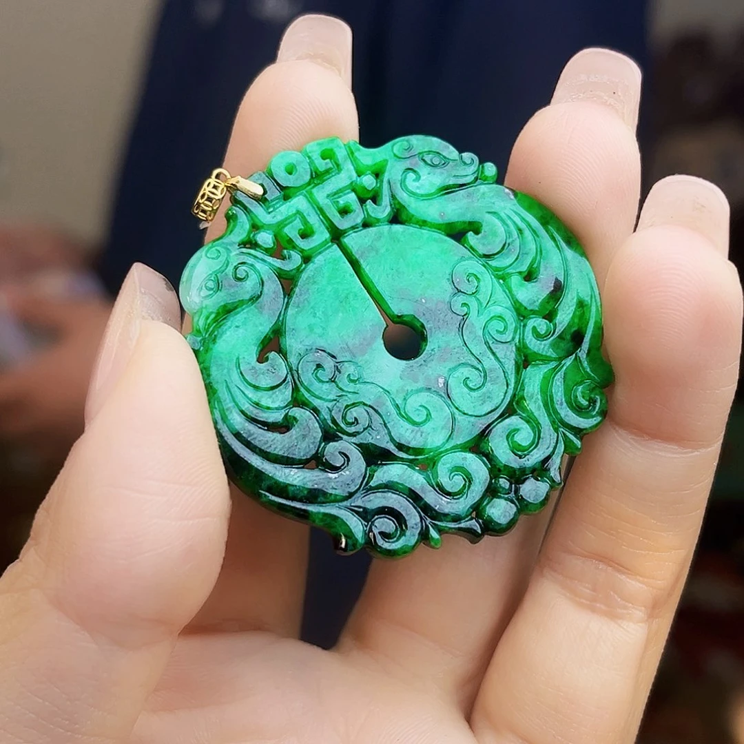 翡翠18K金镶嵌颈饰多样性