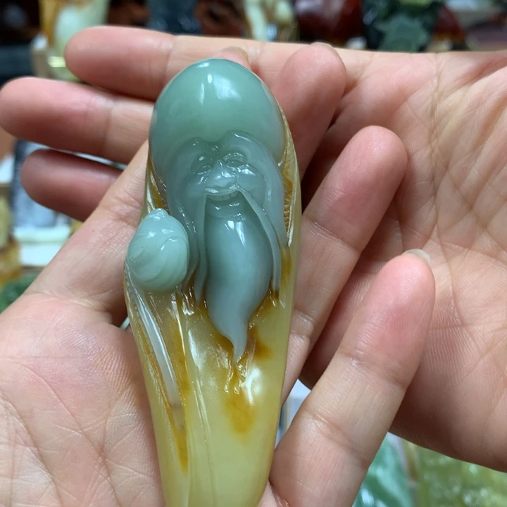 最***人蛇纹石玉未镶嵌摆件