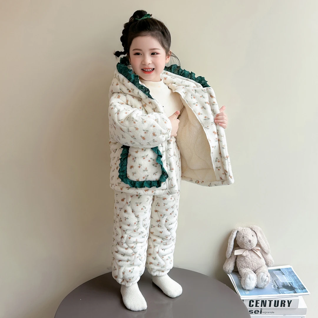 儿童珊瑚绒加厚睡衣冬季新款女童三层加绒套装女宝宝法兰绒家居服