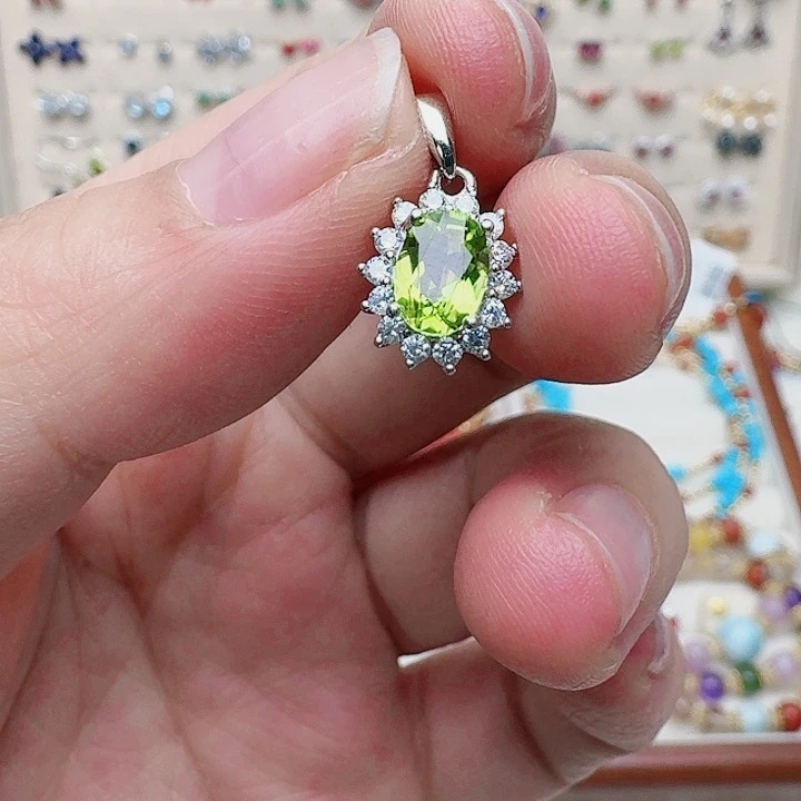 橄榄石吊坠(不含链)银S925镶嵌吊坠