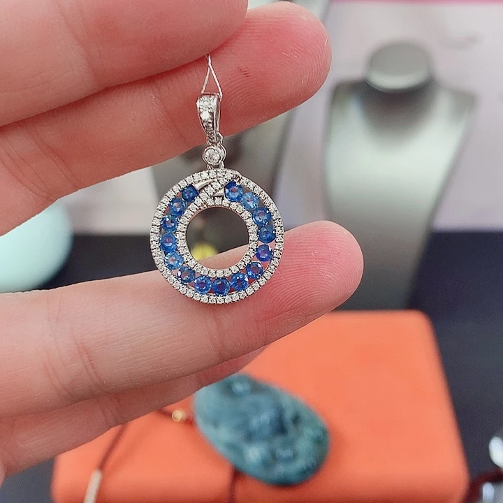 蓝宝石吊坠银S925镶嵌