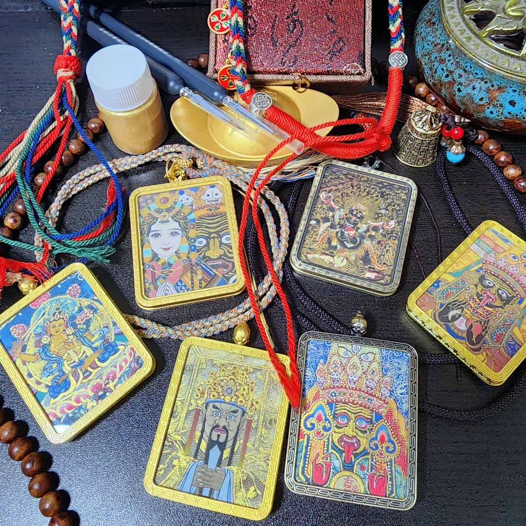 单面题材唐卡，八大守护，五路财神，扎基拉姆，大黑天，绿度母，五爷。