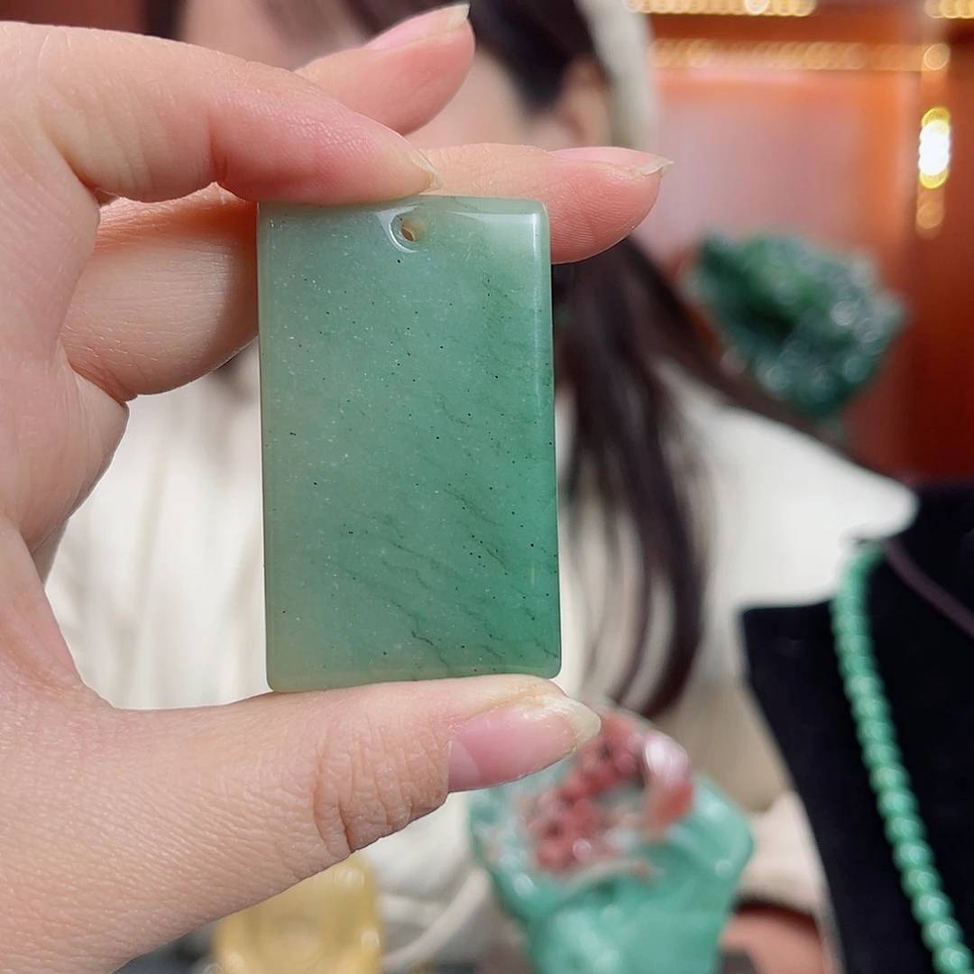 密玉（石英质玉）吊坠未镶嵌