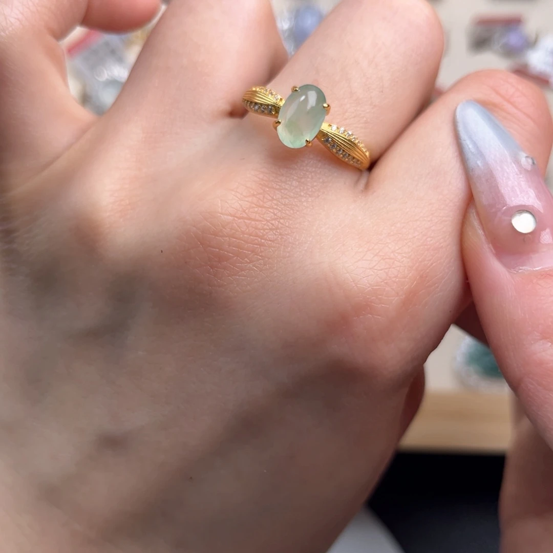 翡翠戒指银S925镶嵌668888