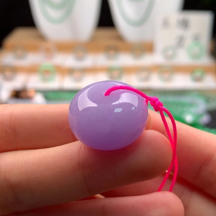 翡翠未镶嵌颈饰天然缅甸A货翡翠