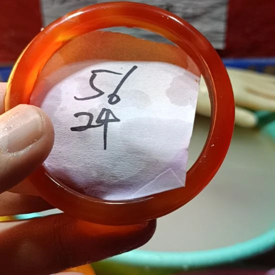 玛瑙/玉髓手镯未镶嵌