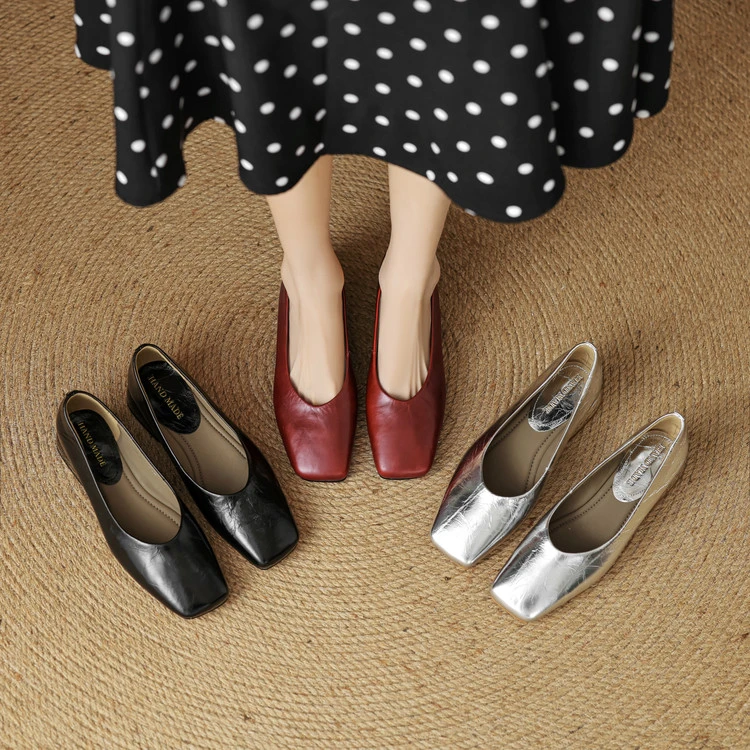 真皮妈妈鞋女软皮平底单鞋新款百搭低帮软底舒适奶奶鞋浅口工作鞋
