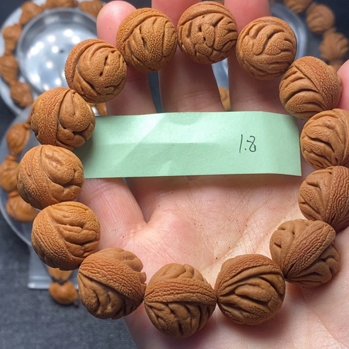 桃核吊坠秦岭山野生桃核