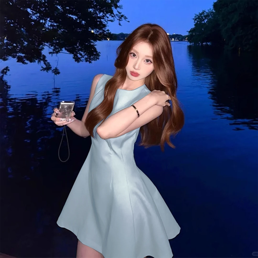 蓝色连衣裙女无袖夏日miu系小洋裙穿搭收腰a字千金感赫本风短裙子