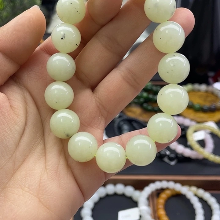 和田玉未镶嵌手串