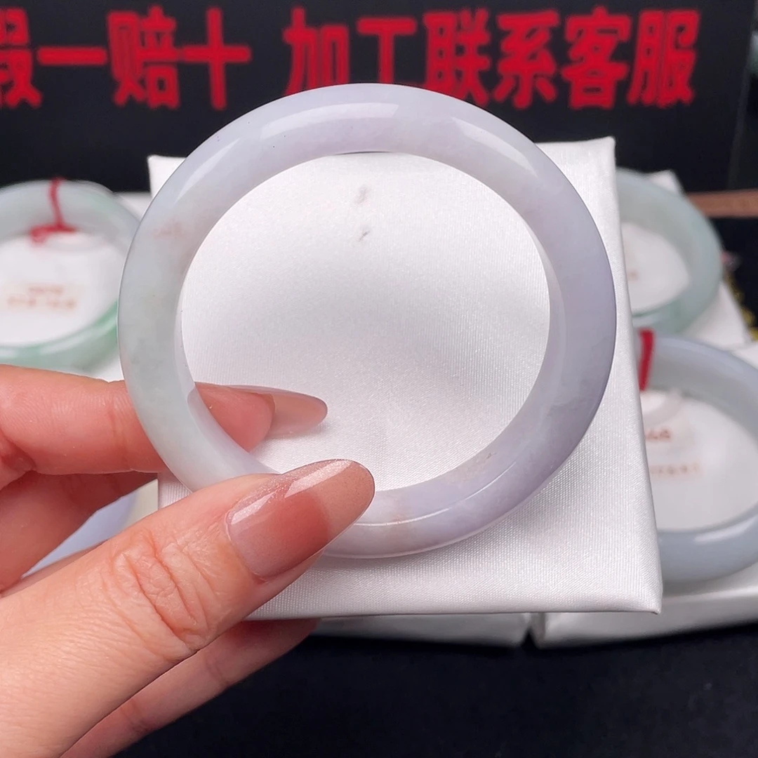 翡翠未镶嵌手镯082