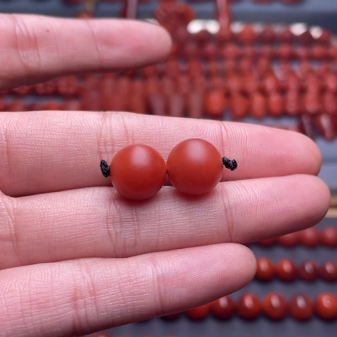 南红玛瑙未镶嵌其他W11➕保山辣椒红圆珠一对