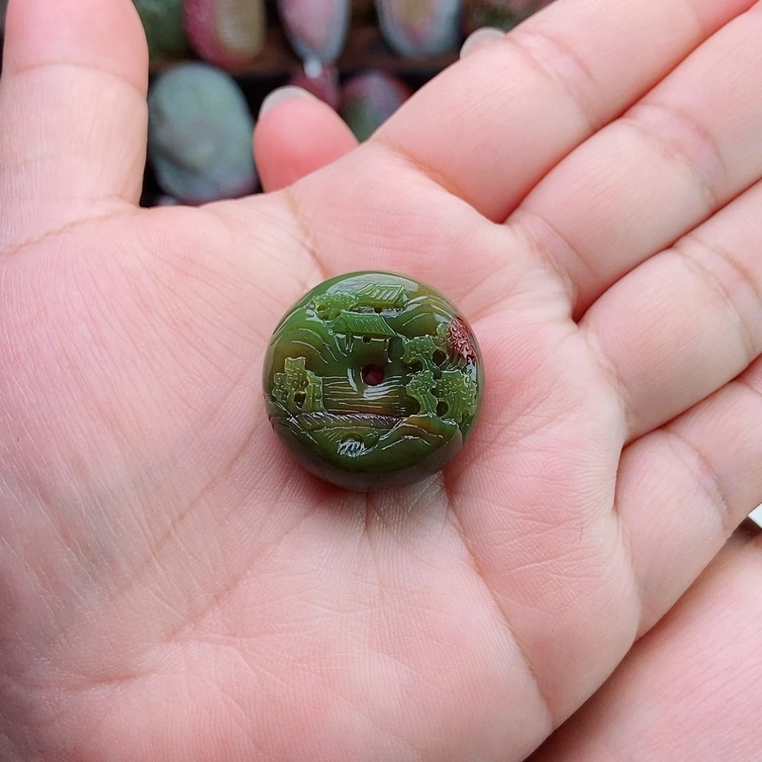 未镶嵌石英质玉（盐源）珠宝半成品