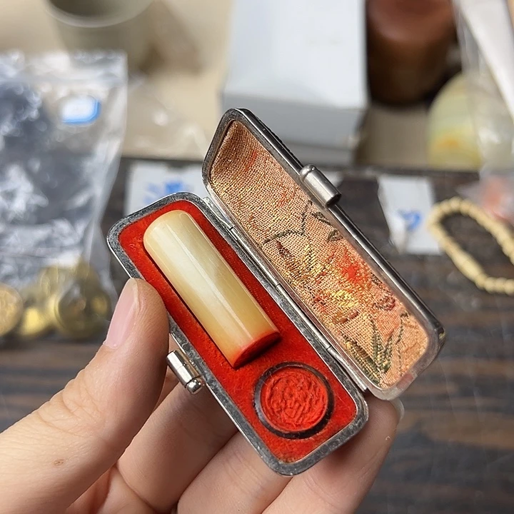美丽动人的直播间