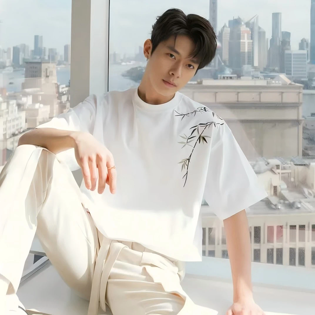 简约短袖男士运动百搭宽松休闲时尚圆领透气半袖T恤夏季男装潮流