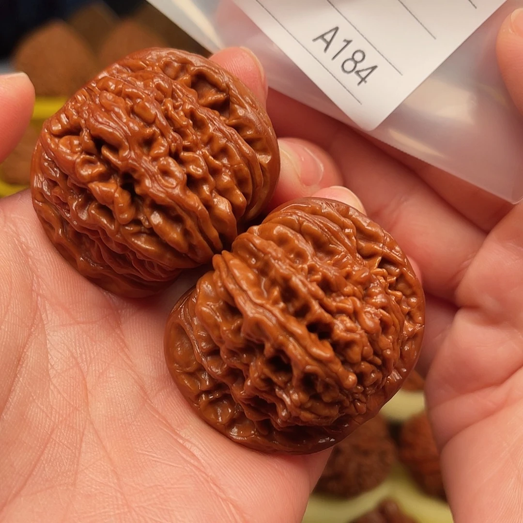 黑***桃吊坠桃核楼子楼子