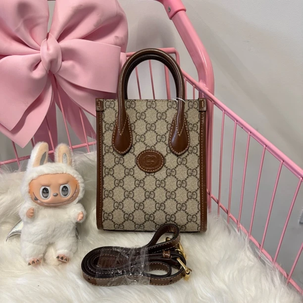 95新 GUCCI/古驰 棕色老花琴谱包/3715
