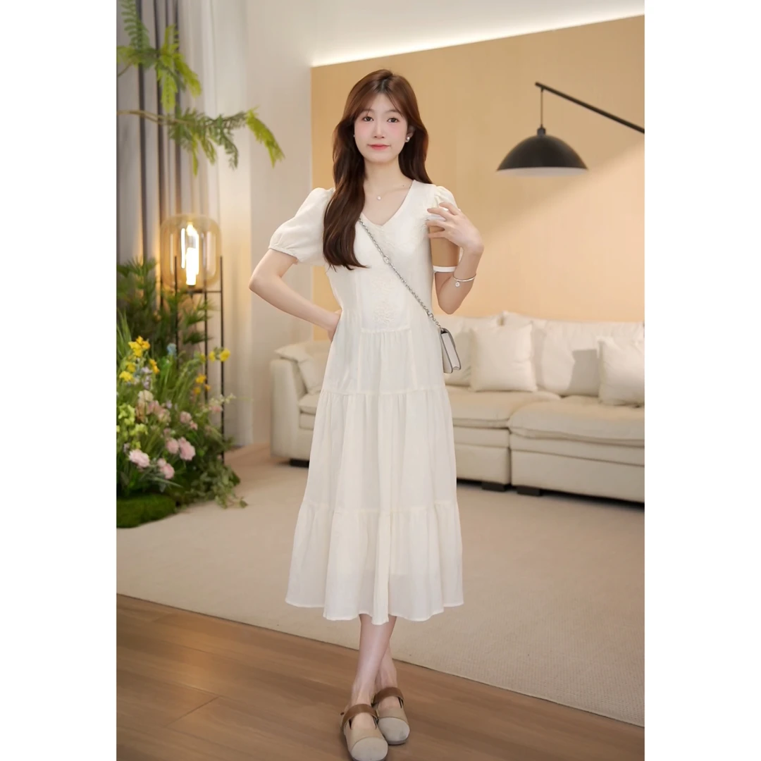 （周周小个子）夏季新款显瘦复古法式温柔拼接中长款连衣裙-8296
