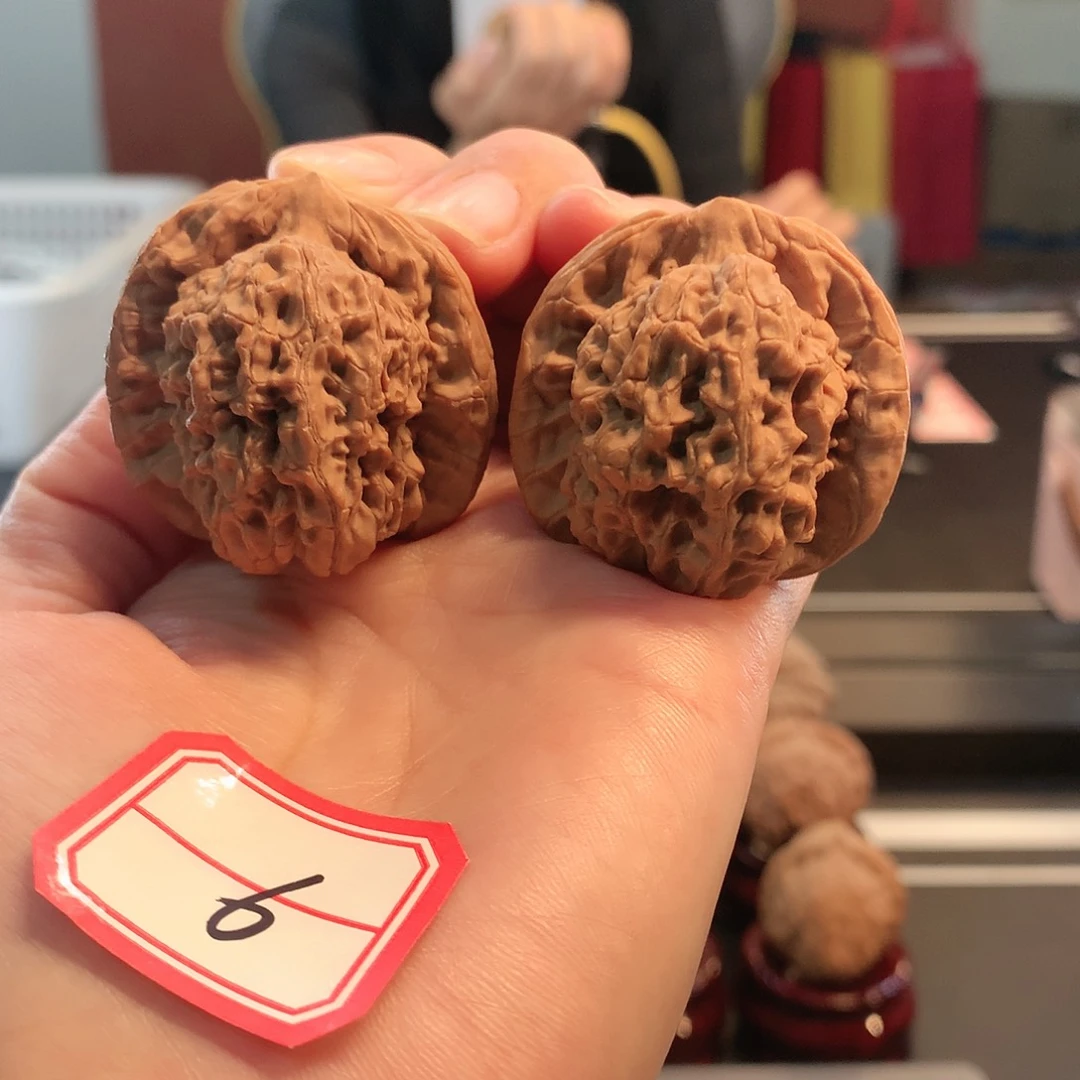 【闪购商品】吊坠文玩核桃大沽石 37尺