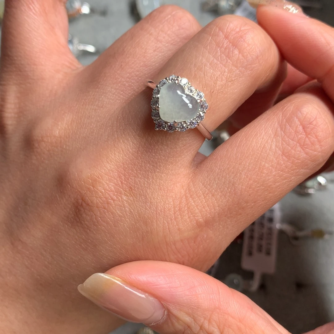 翡翠银S925镶嵌颈饰戒指