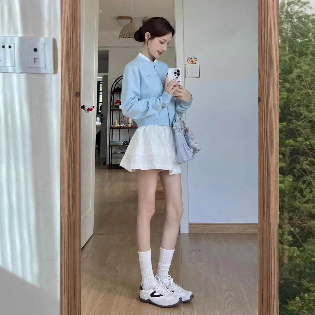 早秋季韩系氛围感穿搭女2025新款爆款学院风蓝色针织开衫上衣6935