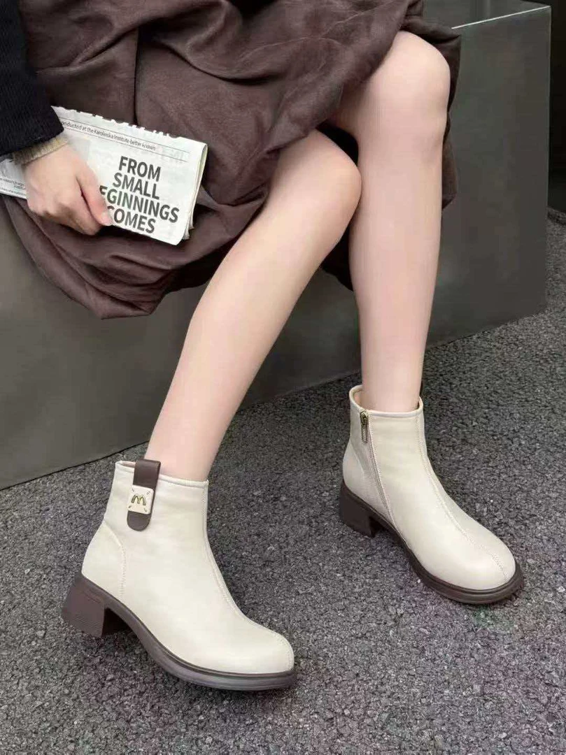 2025年新款冬款女百搭小皮鞋舒适不累脚保暖棉鞋短靴潮鞋小靴头