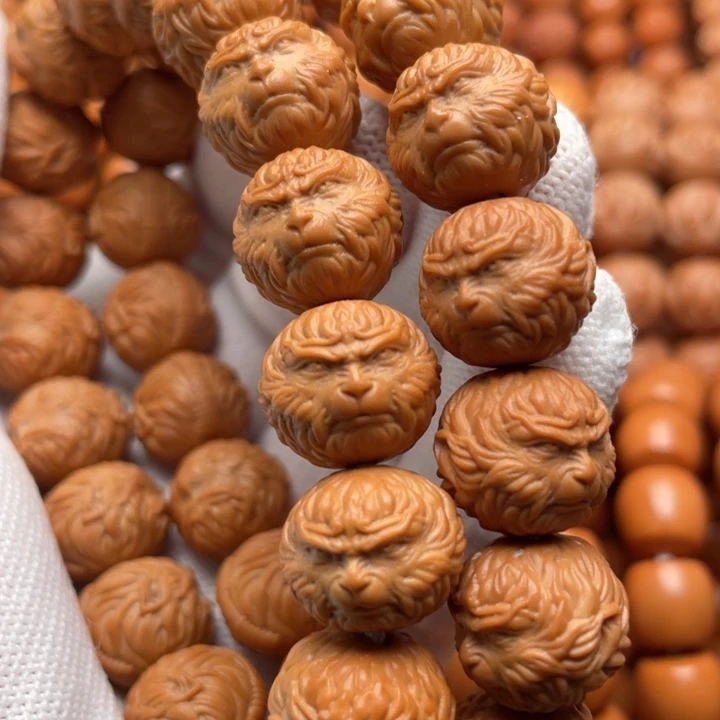 猴头核桃吊坠赤*斗战胜佛