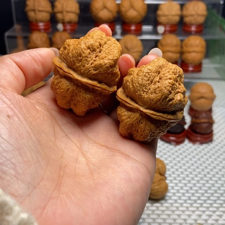 把件文玩核桃38蝴蝶蟾