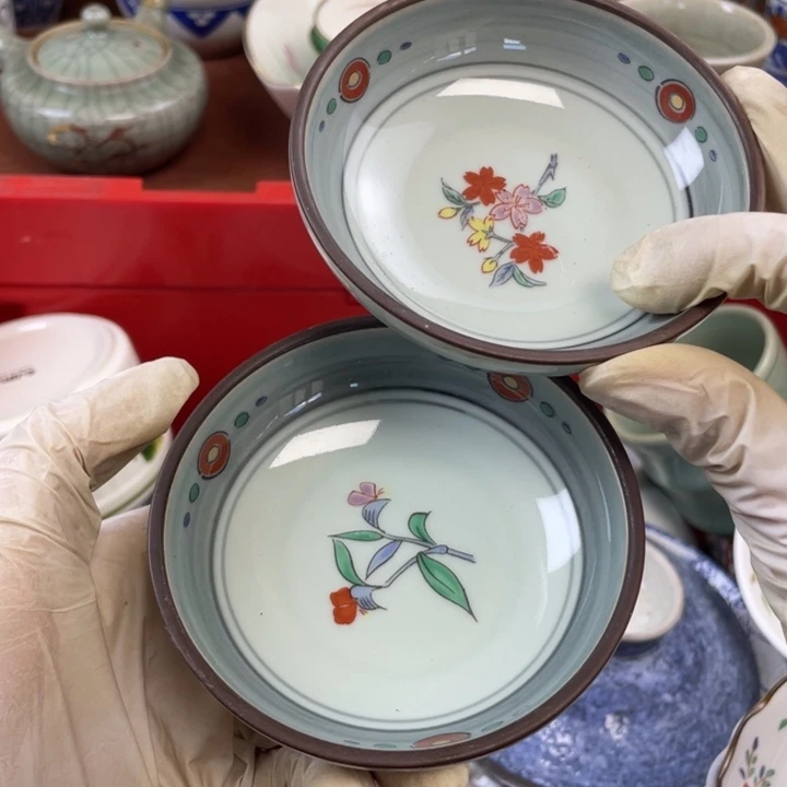 他家瓷器真美…开播了