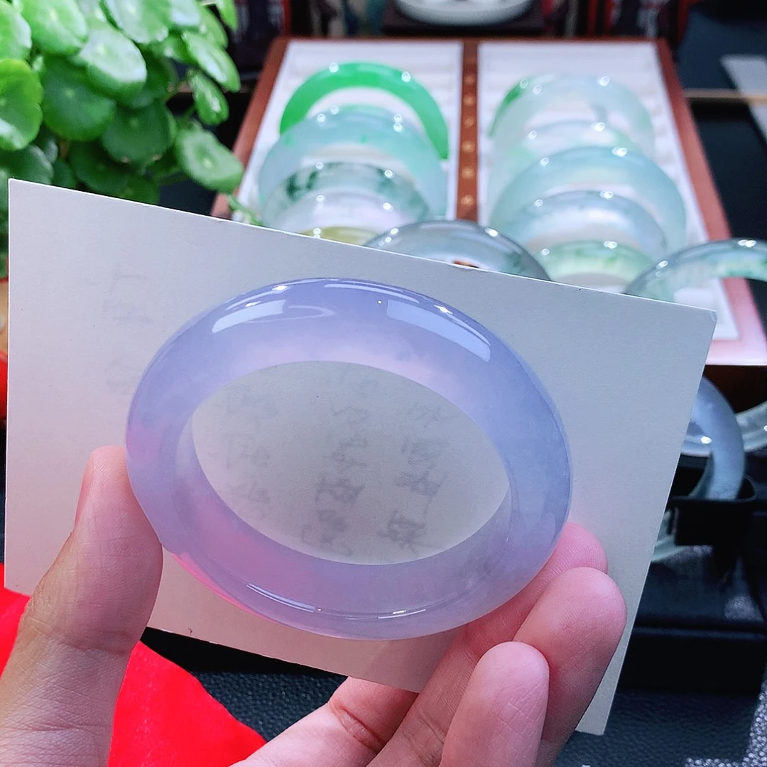 翡翠未镶嵌手镯圈口57