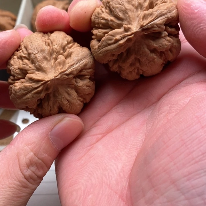 吊坠文玩核桃称**意