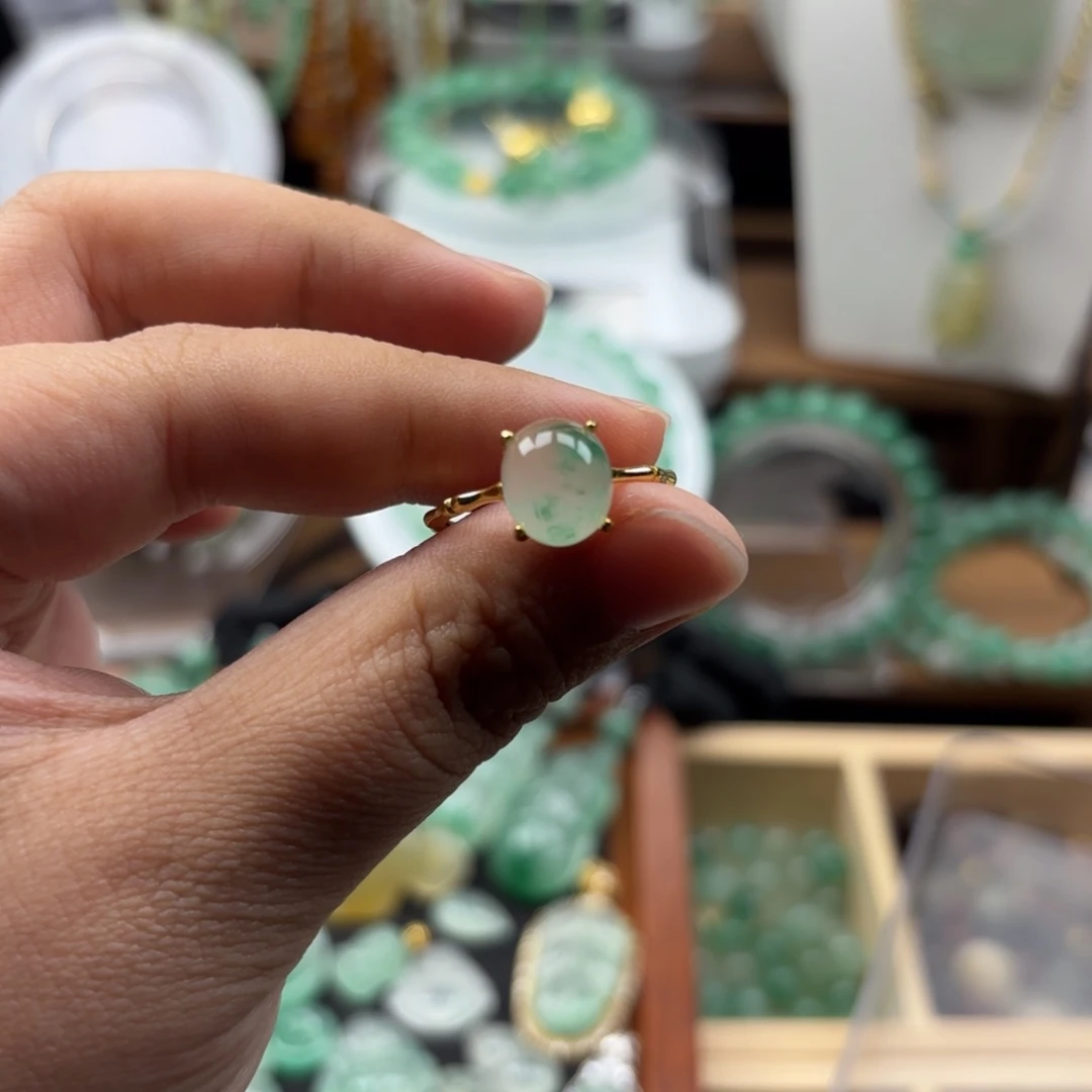 石英质玉银S925镶嵌戒指?**…