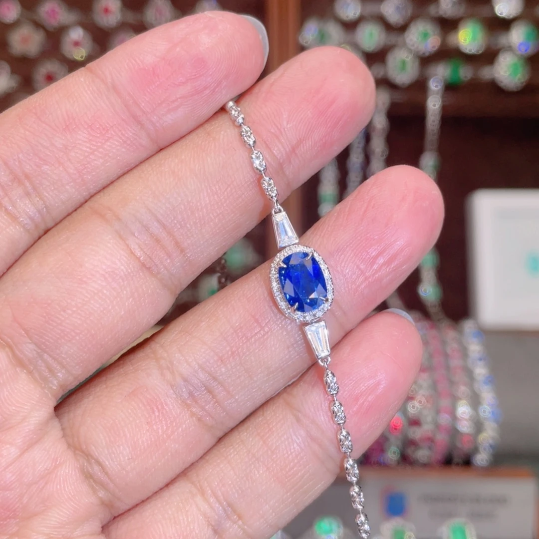 18K金镶嵌蓝宝石手链1.84ct