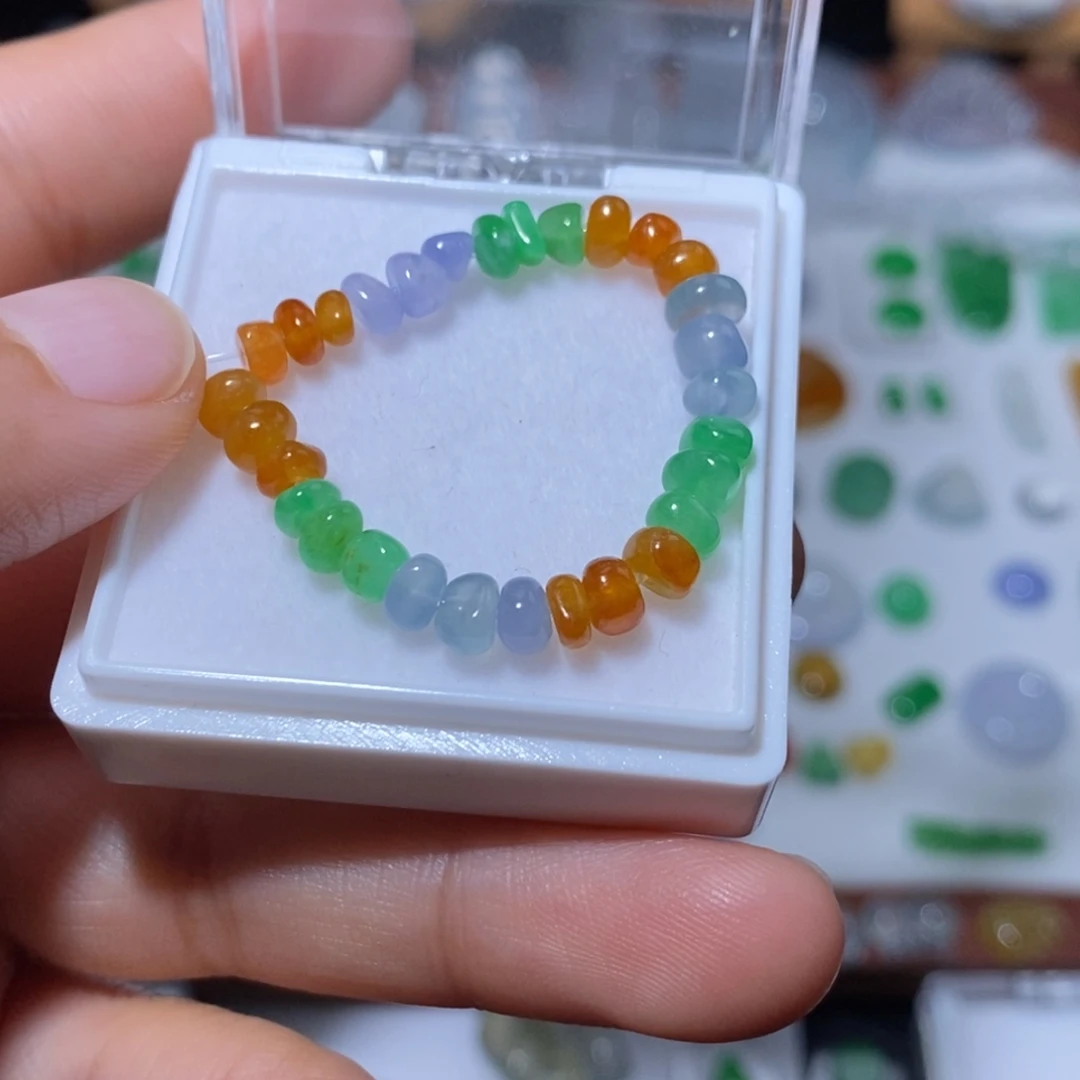 定制翡翠未镶嵌翡翠