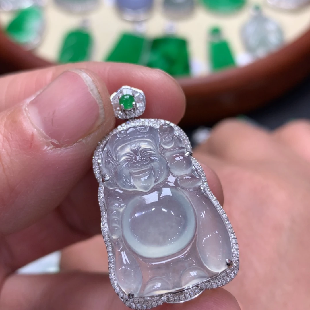 【闪购商品】翡翠颈饰18K金镶嵌财神爷