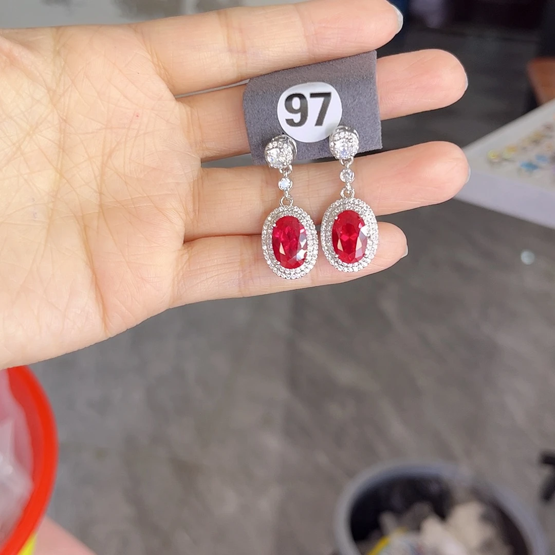 银S925镶嵌耳饰红宝石