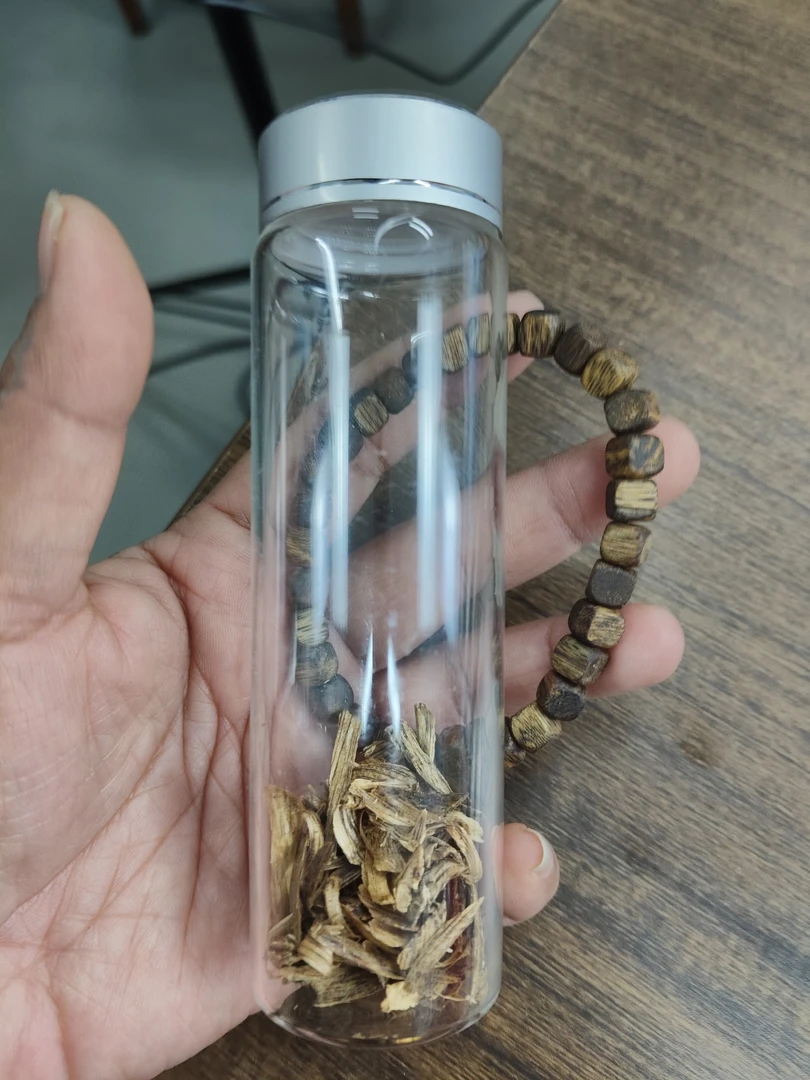 沉香沉香碎屑奇楠白奇方糖沉水浮卡6/7单圈多样性发一