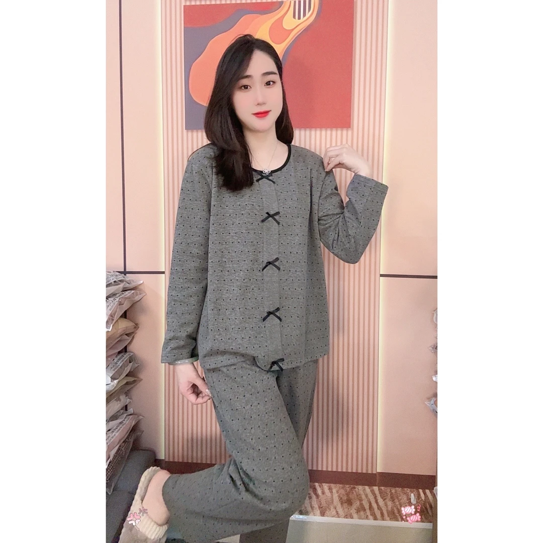 睡衣女冬季新款羊绒保暖舒适时尚外穿家居服套装（米粒波点）