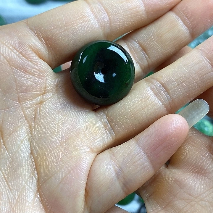 吊坠(不含链)未镶嵌和田玉（碧玉）
