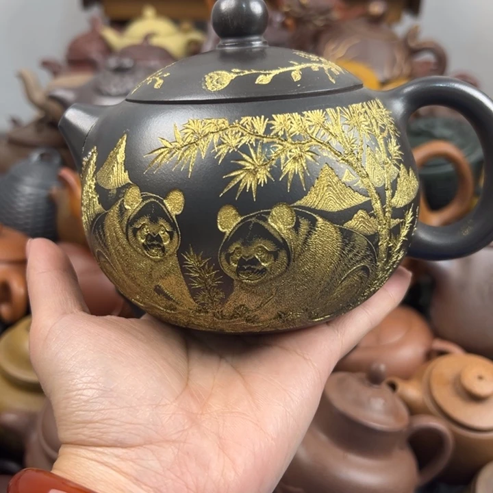 紫砂茶壶嘴蹭到了