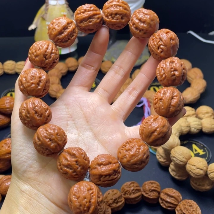 哼***哼手串文玩核桃粗筋八棱