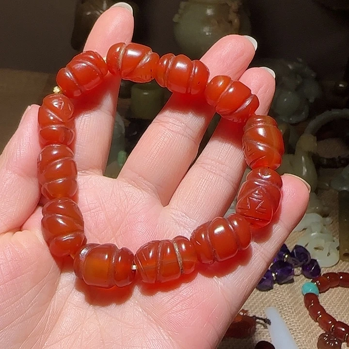 ****玛瑙/玉髓未镶嵌手链