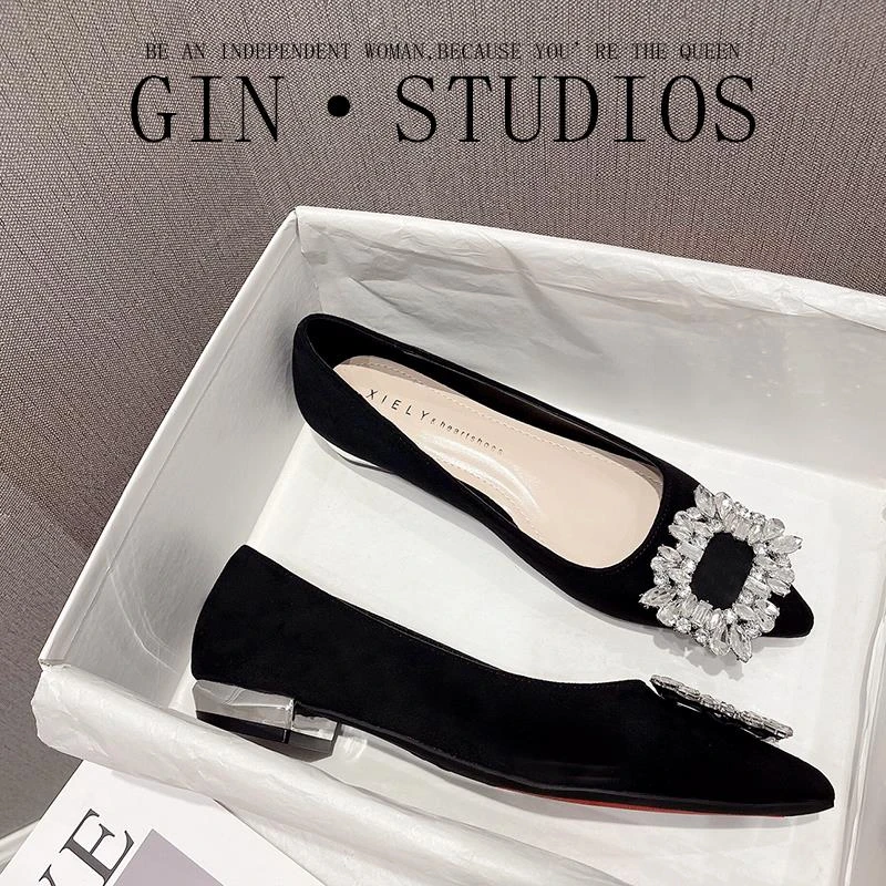 小香风气质水钻浅口平底鞋黑色职业软底单鞋尖头百搭低跟工作鞋女